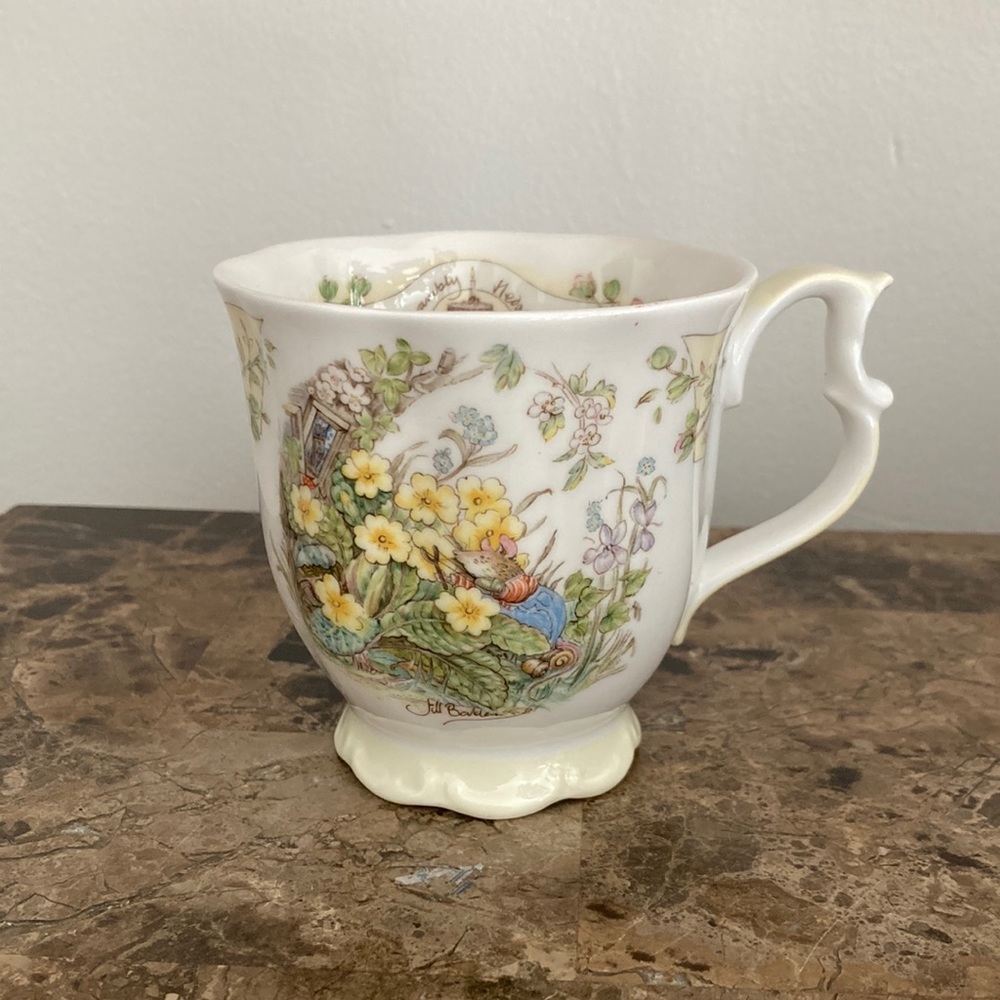 SPRING Brambly Hedge Beaker Mug Coffee or Tea Cup Bone China England - Vintage